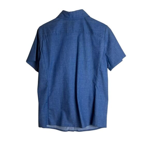 3 for $30! Haggar denim short sleeve shirt. Size medium - Picture 7 of 7